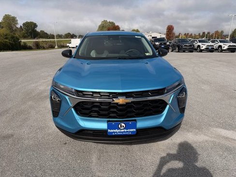 New 2026 Chevrolet Trax LS image 8