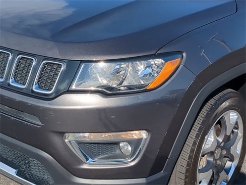 Used 2019 Jeep Compass Limited image 10