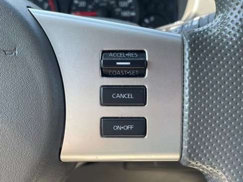 Used 2017 Nissan Frontier SV image 6