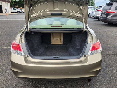 Used 2010 Honda Accord LX image 16