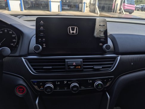Used 2019 Honda Accord Touring image 38