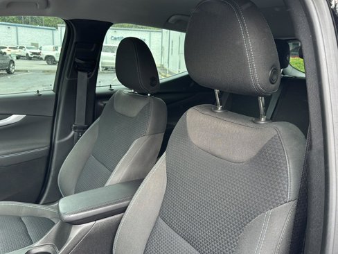 Used 2023 Chevrolet Bolt EUV LT w/ Comfort Package image 27