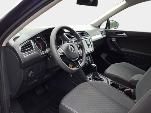 Used 2021 Volkswagen Tiguan S image 10