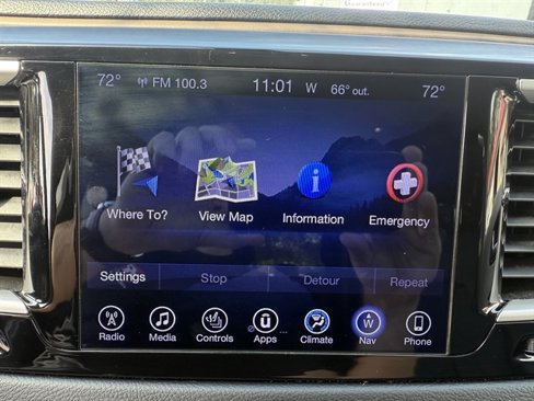 Used 2017 Chrysler Pacifica Touring-L w/ Tire & Wheel Group image 30