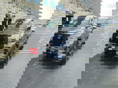 New 2025 Ford Explorer ST image 24