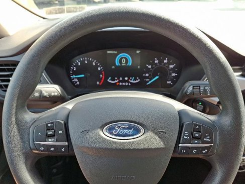 Certified 2020 Ford Escape SE image 18