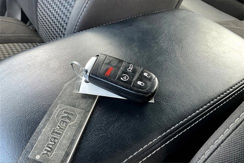 Used 2023 Dodge Charger SXT image 31