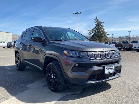 Used 2022 Jeep Compass Latitude w/ Convenience Group image 16