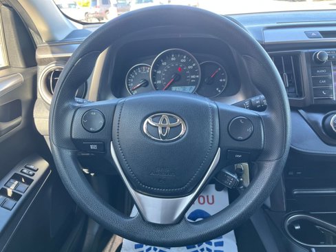 Used 2016 Toyota RAV4 LE image 15