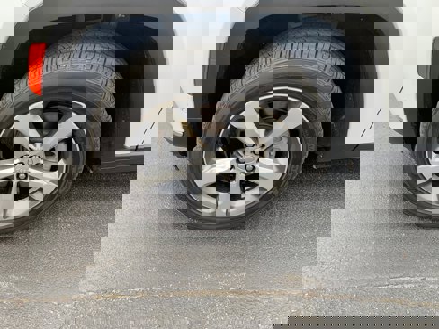 Certified 2021 Jeep Grand Cherokee L Limited w/ Luxury Tech Group II image 8