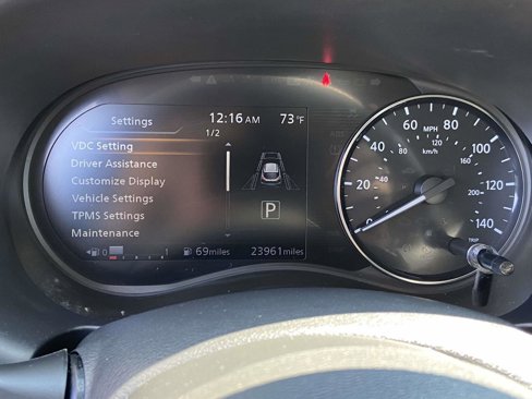 Used 2023 Nissan Kicks SV image 18
