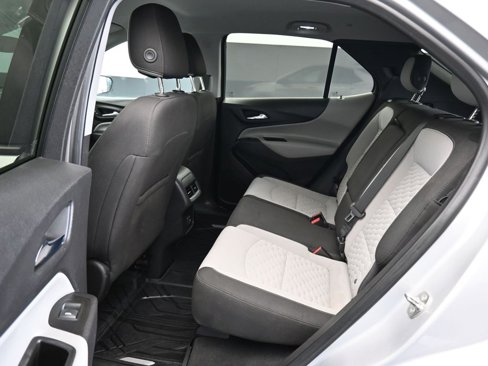 Used 2020 Chevrolet Equinox LS w/ LS Convenience Package image 29