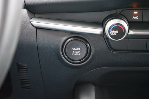New 2025 MAZDA MAZDA3 s image 30