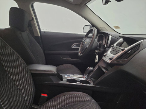 Used 2017 Chevrolet Equinox LS image 21