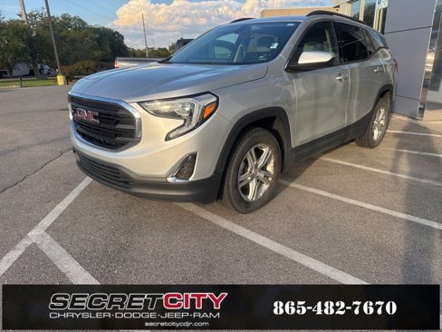Used 2018 GMC Terrain SLE w/ Driver Convenience Package image 3