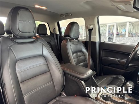 Used 2020 GMC Canyon Denali image 19