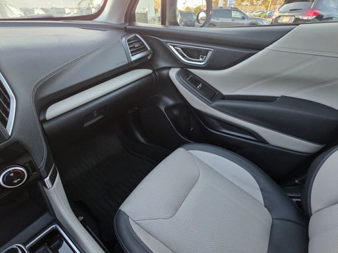 Used 2022 Subaru Forester Limited image 35