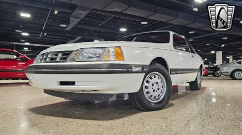 Used 1988 Ford Thunderbird image 2