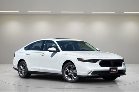 Used 2024 Honda Accord EX image 1