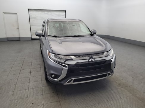 Used 2019 Mitsubishi Outlander SE image 14
