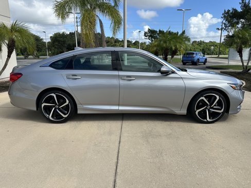 Used 2020 Honda Accord Sport image 3