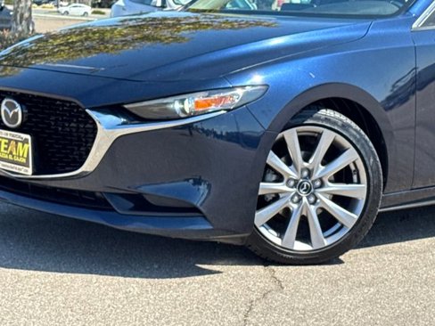 Used 2020 MAZDA MAZDA3 Sedan w/ Preferred Package image 3