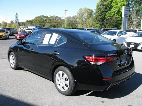 Used 2024 Nissan Sentra S image 7