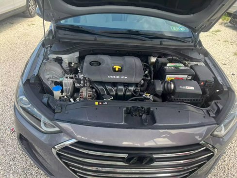 Used 2017 Hyundai Elantra SE image 10
