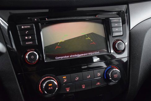 Used 2021 Nissan Rogue Sport S image 32