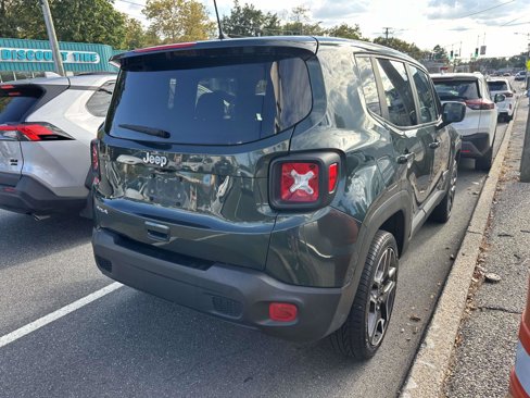 Used 2021 Jeep Renegade Sport image 3
