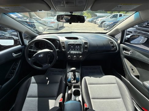 Used 2018 Kia Forte LX w/ LX Popular Package image 28
