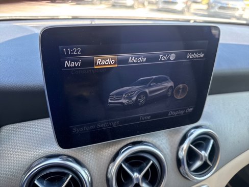 Used 2018 Mercedes-Benz GLA 250 image 6