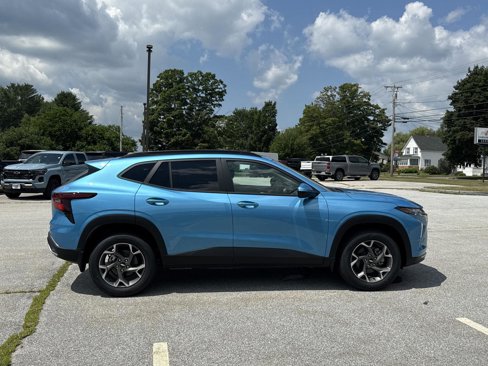 New 2025 Chevrolet Trax LT w/ LT Convenience Package image 8