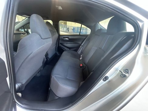 Used 2021 Toyota Corolla SE image 32