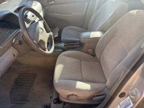 Used 2002 Toyota Camry LE image 8