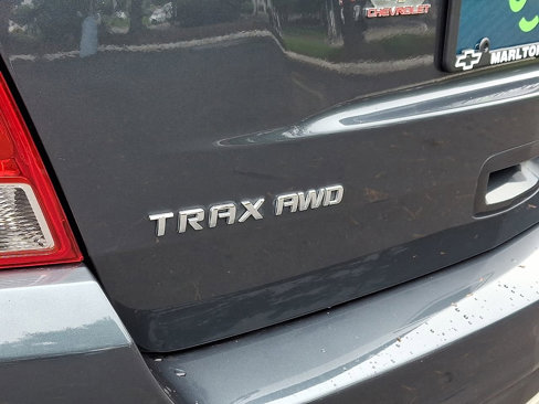 Certified 2022 Chevrolet Trax LT w/ LT Convenience Package image 23