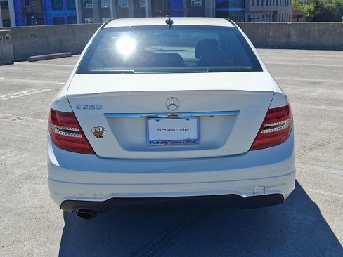 Used 2012 Mercedes-Benz C 250 Sedan image 9