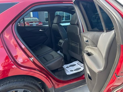 Used 2024 Chevrolet Equinox RS w/ RS Leather Package image 23