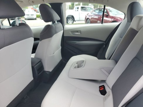 Used 2020 Toyota Corolla LE image 20