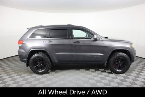 Used 2016 Jeep Grand Cherokee Laredo image 2