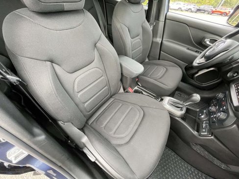 Used 2022 Jeep Renegade Latitude w/ Convenience Group image 30