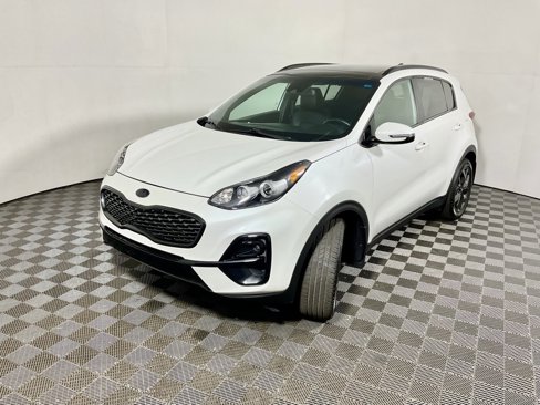 Used 2022 Kia Sportage Nightfall Edition image 9