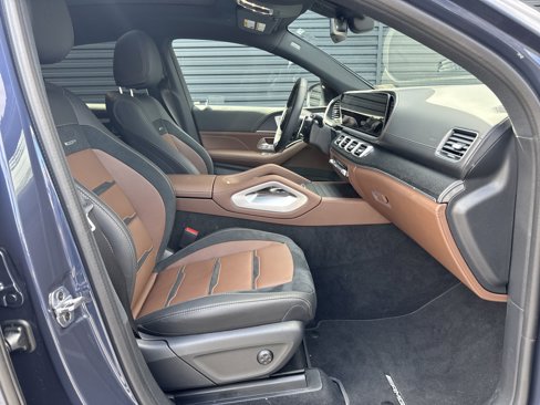 Used 2025 Mercedes-Benz GLE 53 AMG 4MATIC Coupe image 15