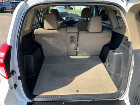 Used 2011 Toyota RAV4 2WD image 12