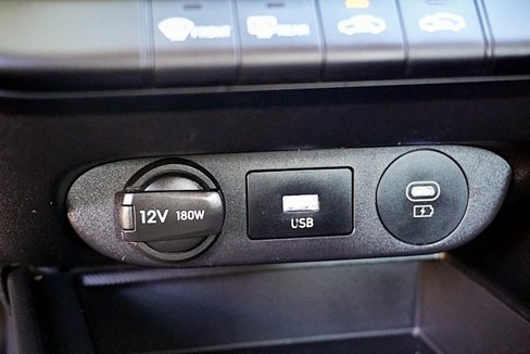 Certified 2024 Hyundai Elantra SEL image 29