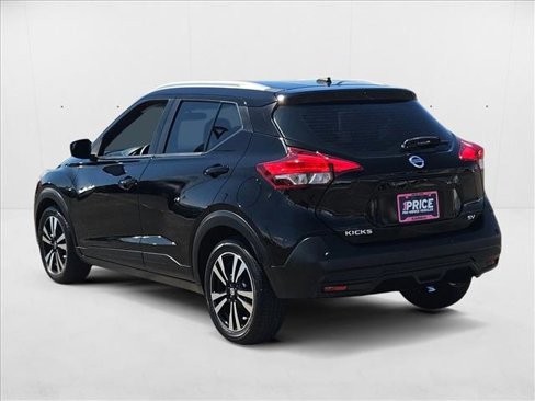 Used 2020 Nissan Kicks SV image 8