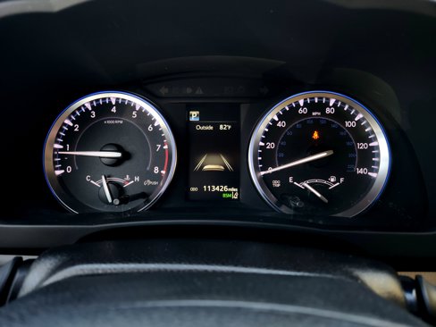 Used 2017 Toyota Highlander AWD V6 image 14