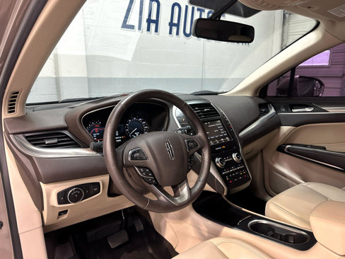 Used 2019 Lincoln MKC Premiere image 11