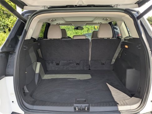 Used 2017 Ford Escape Titanium image 12