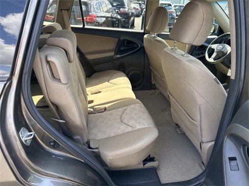 Used 2011 Toyota RAV4 2WD image 11